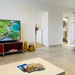 Apartment Peter's Lucky Home, Modern Neubau Am Balaton