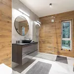 Peter's Lucky Home, Modern Neubau Am Balaton Appartement