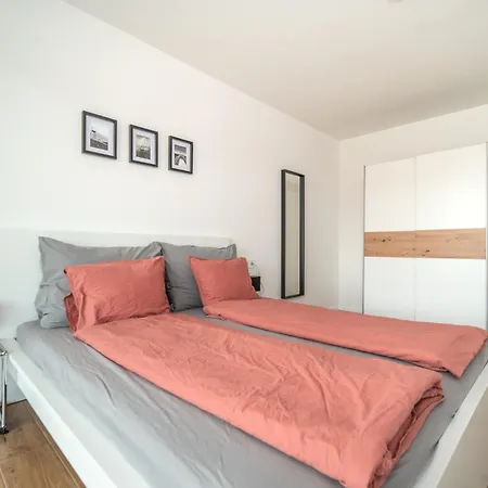 Peter`s Lucky Balaton, *