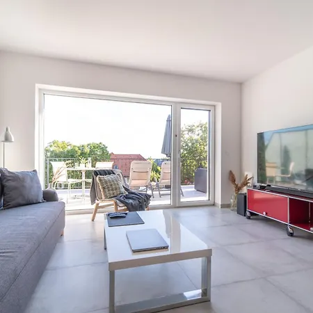 Apartmán Peter's Lucky Home, Modern Neubau Am Balaton Vonyarcvashegy