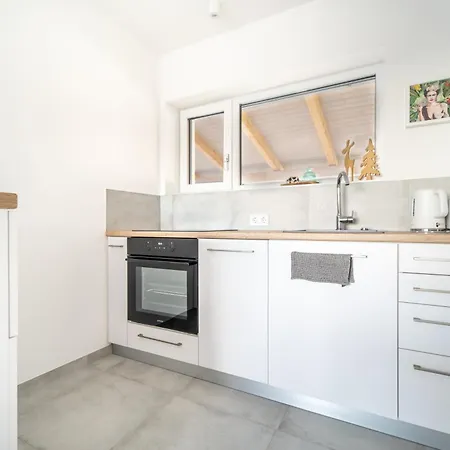 Peter's Lucky Balaton, Apartment Vonyarcvashegy