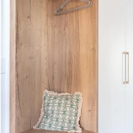 Peter's Lucky Balaton, *