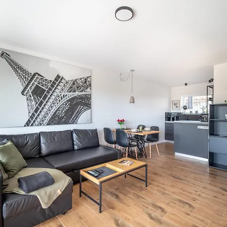 Peter's Lucky Home, Premium Am Balaton