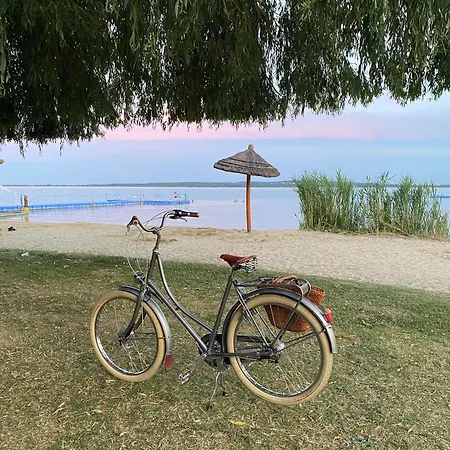 Peter's Lucky Balaton, *