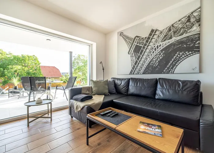 Peter's Lucky Home, Modern Neubau Am Balaton Vonyarcvashegy