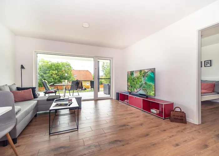 Peter's Lucky Home, Modern Neubau Am Balaton