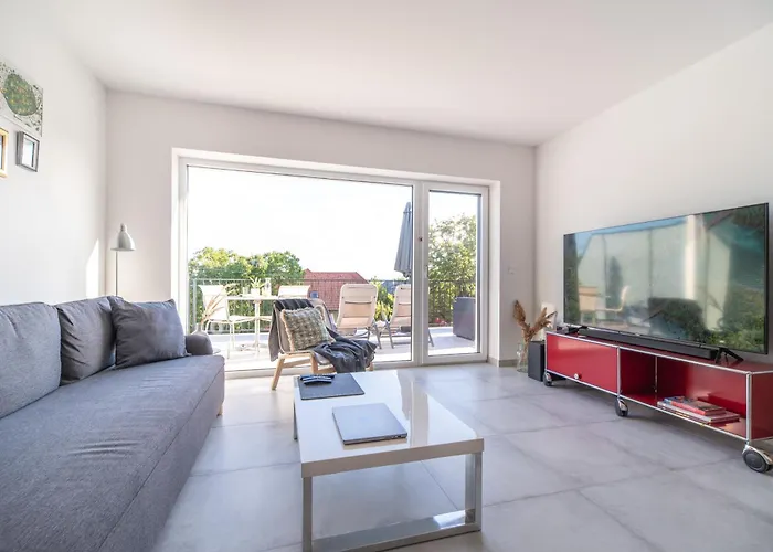 Apartmán Peter's Lucky Home, Modern Neubau Am Balaton Vonyarcvashegy