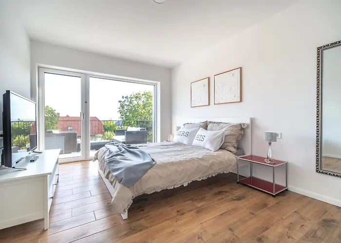 Peter's Lucky Home, Modern Neubau Am Balaton * פוניארצוושהג'
