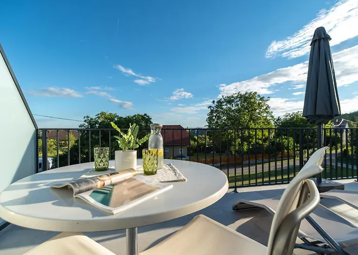 Peter's Lucky Home, Modern Neubau Am Balaton Vonyarcvashegy